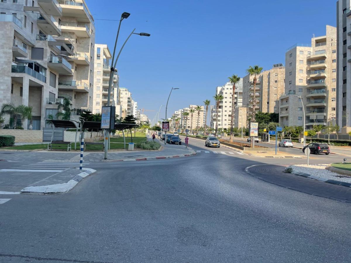 #דירת יוקרה על הים Sunset Beach Apartment# Givat Olga المظهر الخارجي الصورة