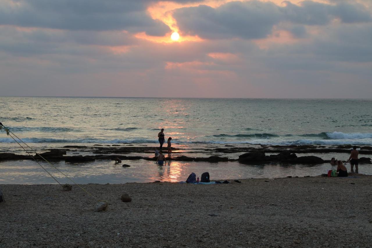 #דירת יוקרה על הים Sunset Beach Apartment# Givat Olga المظهر الخارجي الصورة